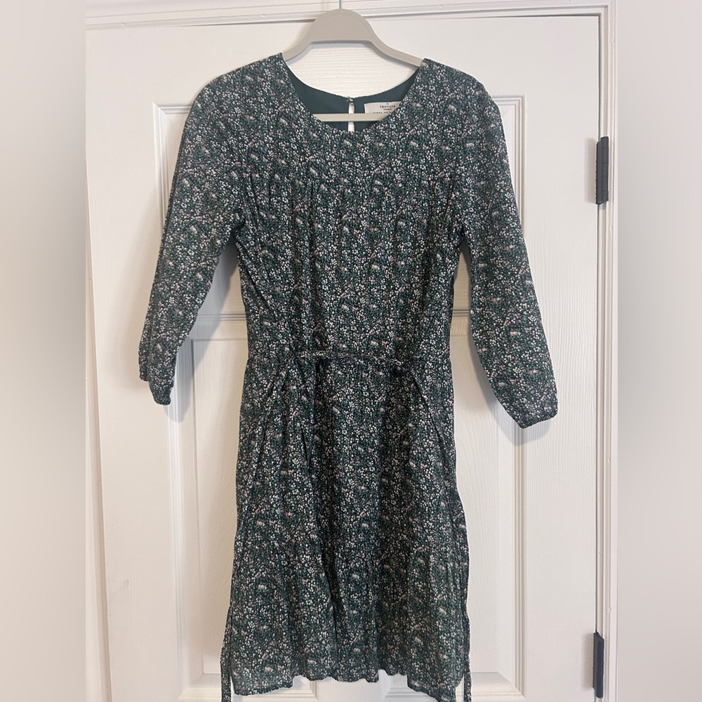 Trovata Birds of Paradise Nia Tiered Mini Dress Moss Ditsy Floral Size Smal